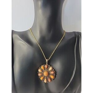 Vintage Southwestern Style Boho Flower Pendant Necklace Gold Tone Jewelry